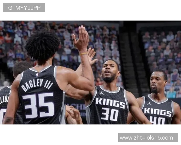 德阿隆福克斯引领国王崛起展现无限潜力与领导力