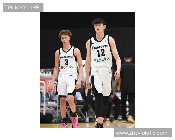 曾凡博的崛起之路：从青涩少年到篮球场上的璀璨明星